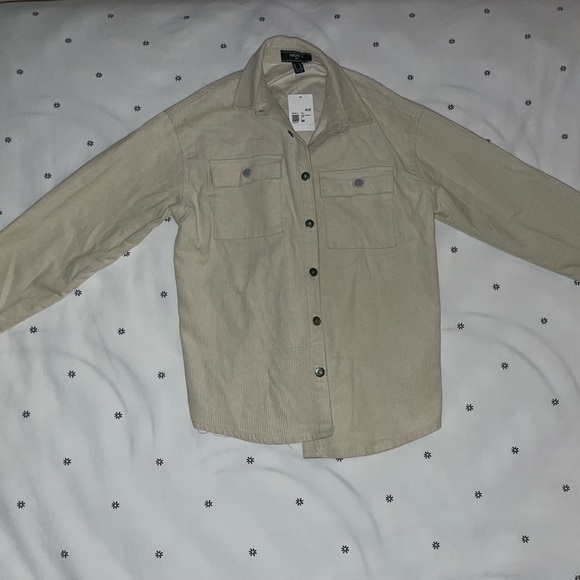 Corduroy Button-up jacket, button up from the front with pockets and collar - Picture 4 of 4